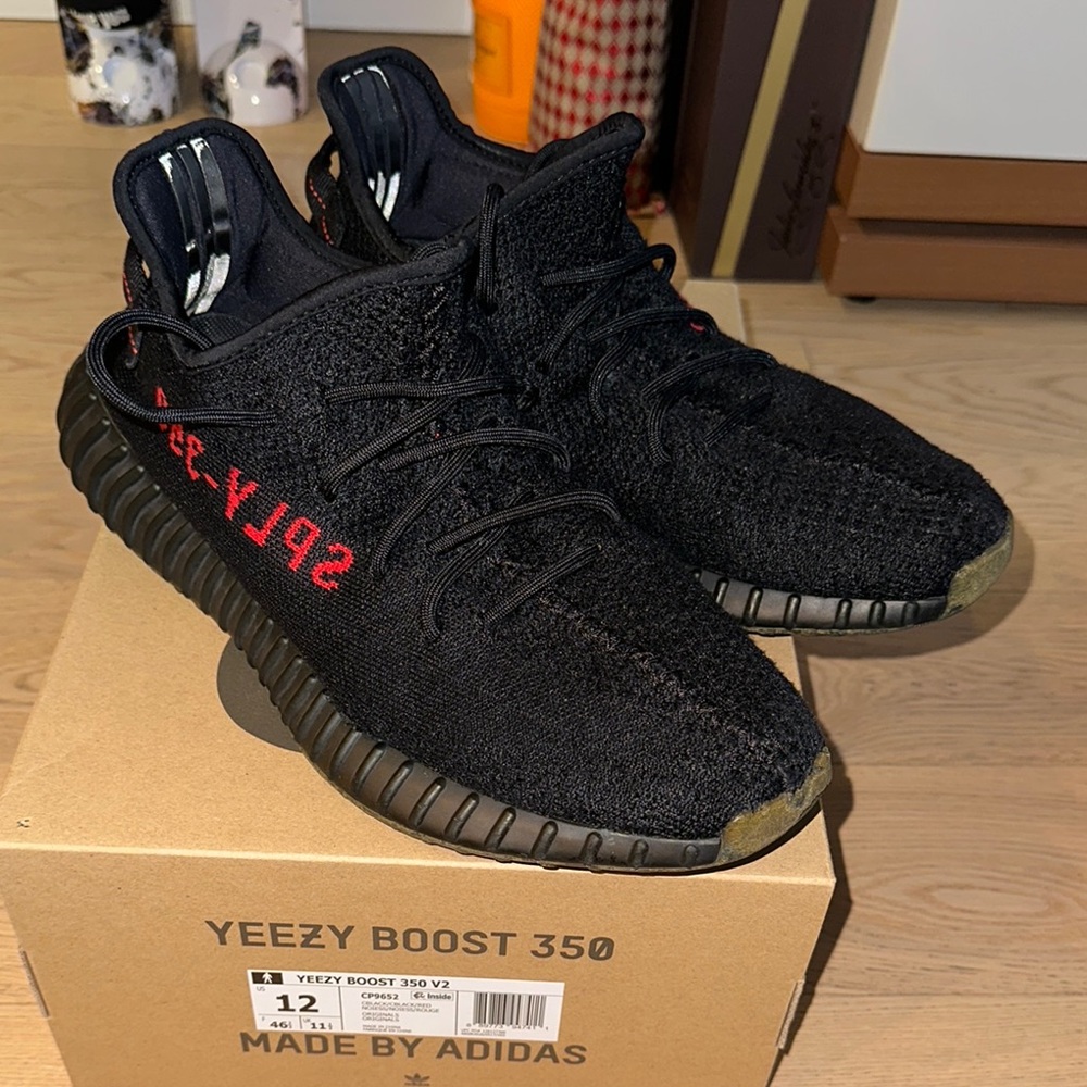 Adidas Yeezy Boost 350 V2 Bred - Black/Red